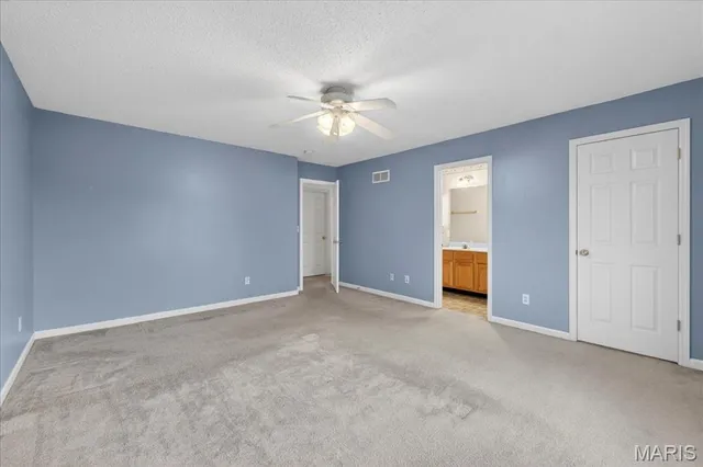 $375,000 | 109 Eagles Landing Drive, Belleville, IL 62221