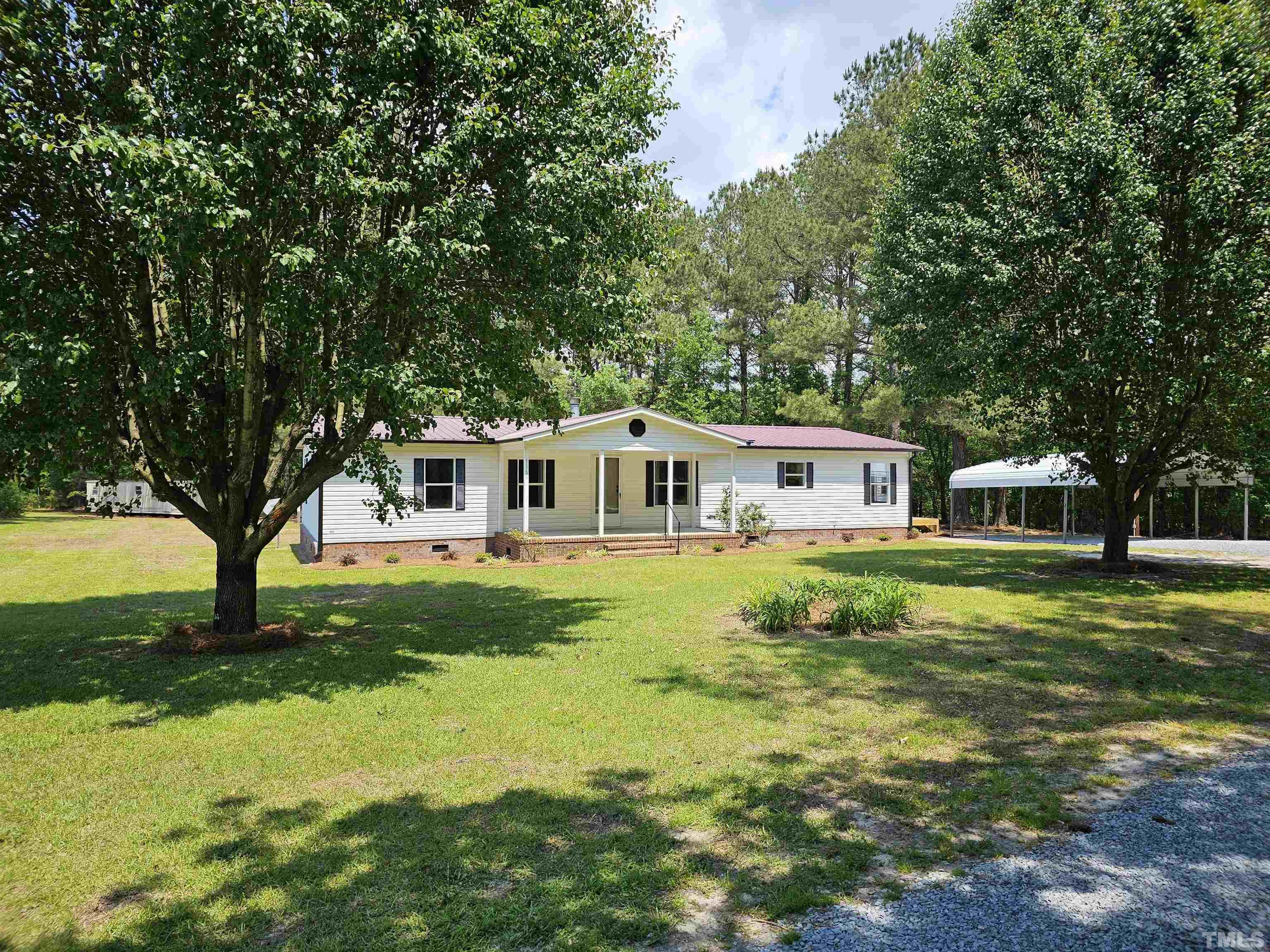 1160 Tarheel Road Benson, NC 27504 - Photo 2 of 32 Gallery Image 2