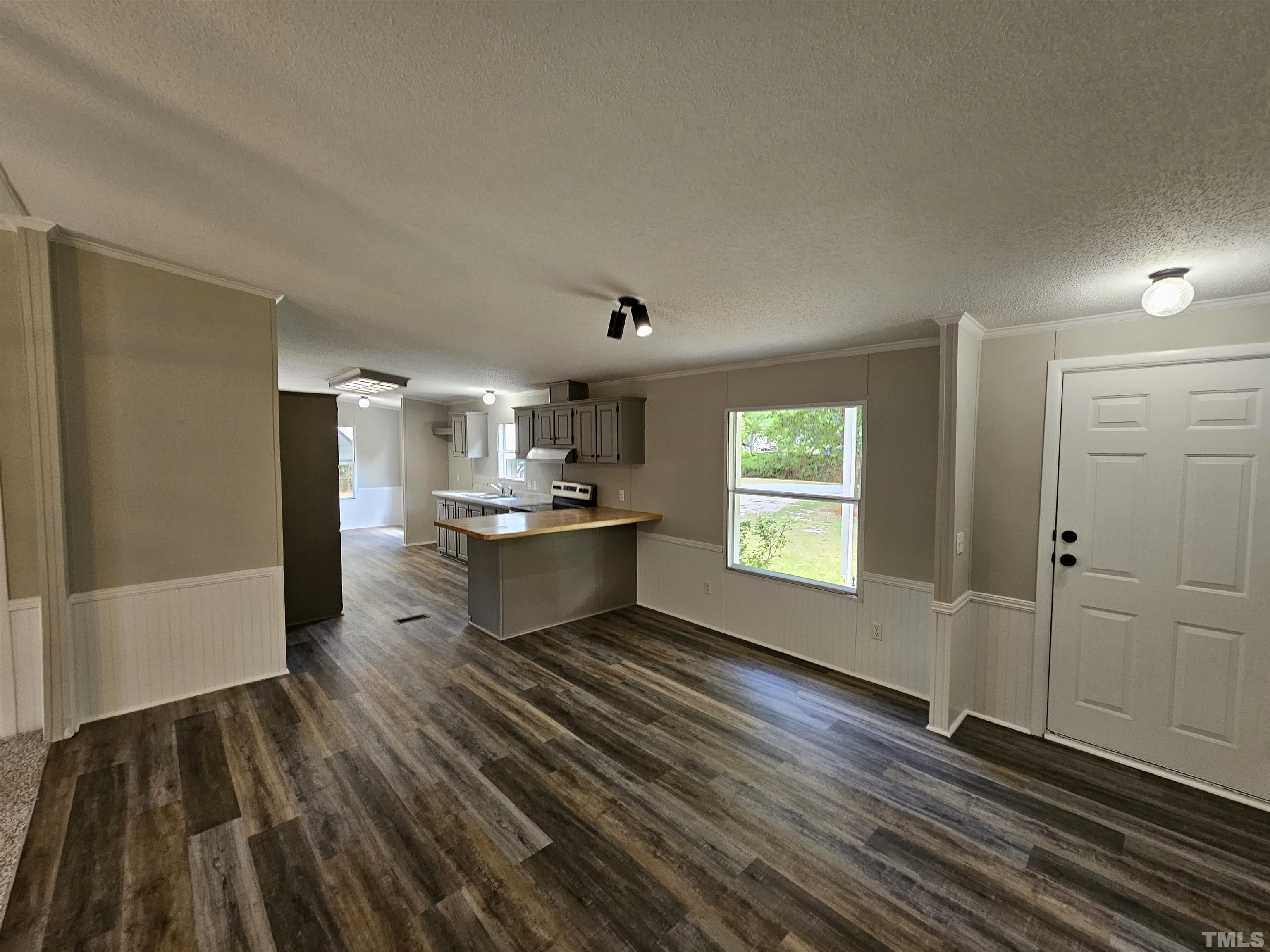 1160 Tarheel Road Benson, NC 27504 - Photo 5 of 32 Gallery Image 5