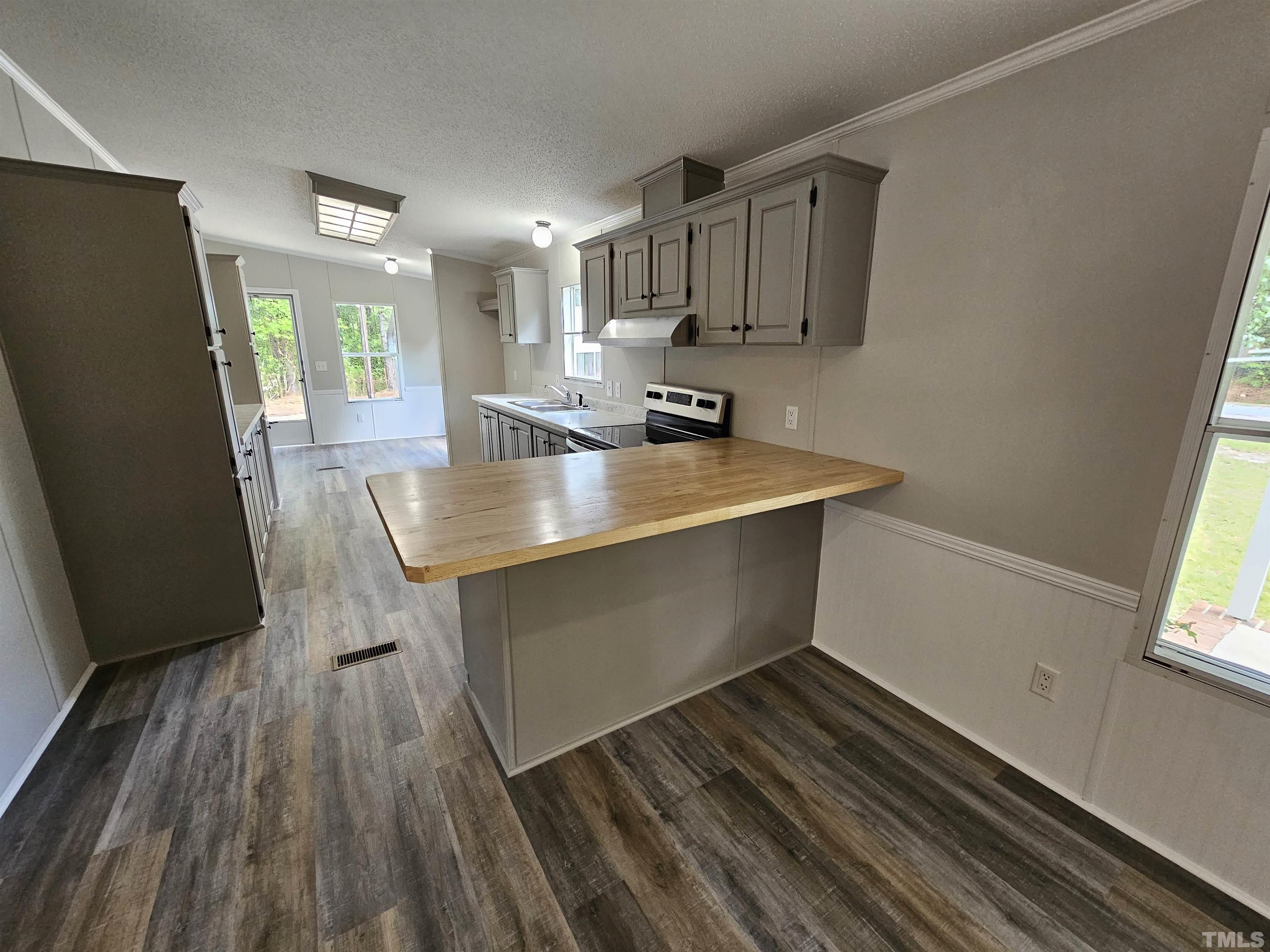 1160 Tarheel Road Benson, NC 27504 - Photo 6 of 32 Gallery Image 6