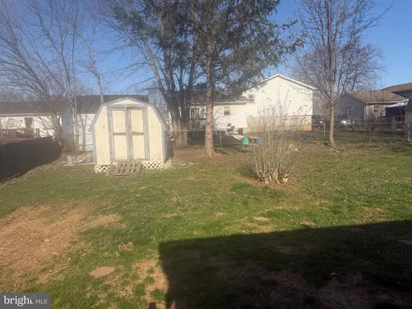 $2,000 | 206 Cashmere Drive, Martinsburg, WV 25404