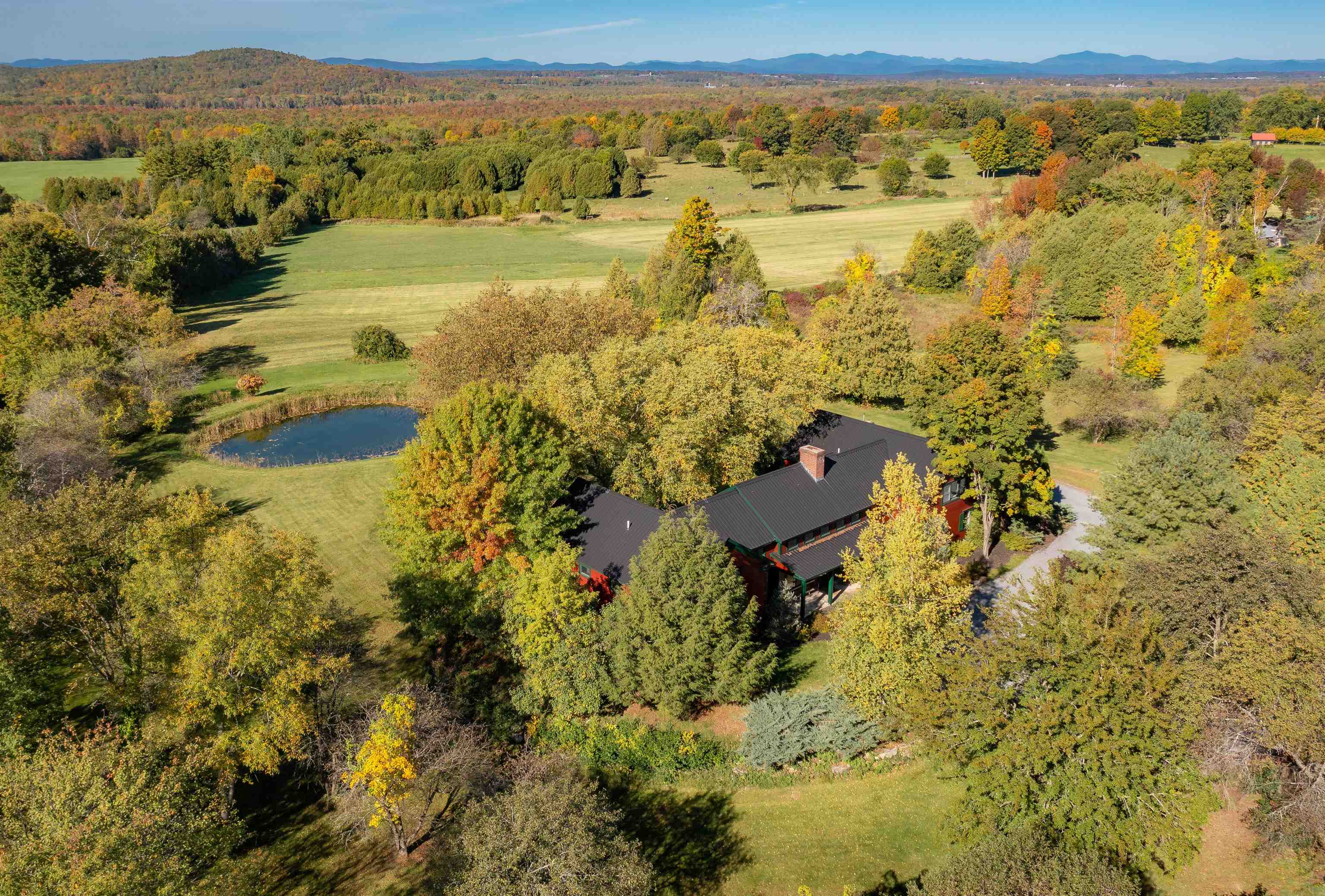 1366 Arnold District Road Brandon, VT 05733 - Photo 3 of 27 Gallery Image 3