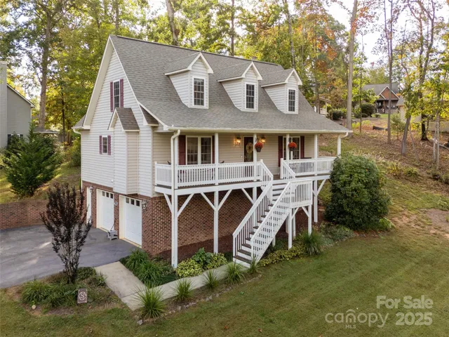 $499,000 | 25 Brierfield Drive, Candler, NC 28715