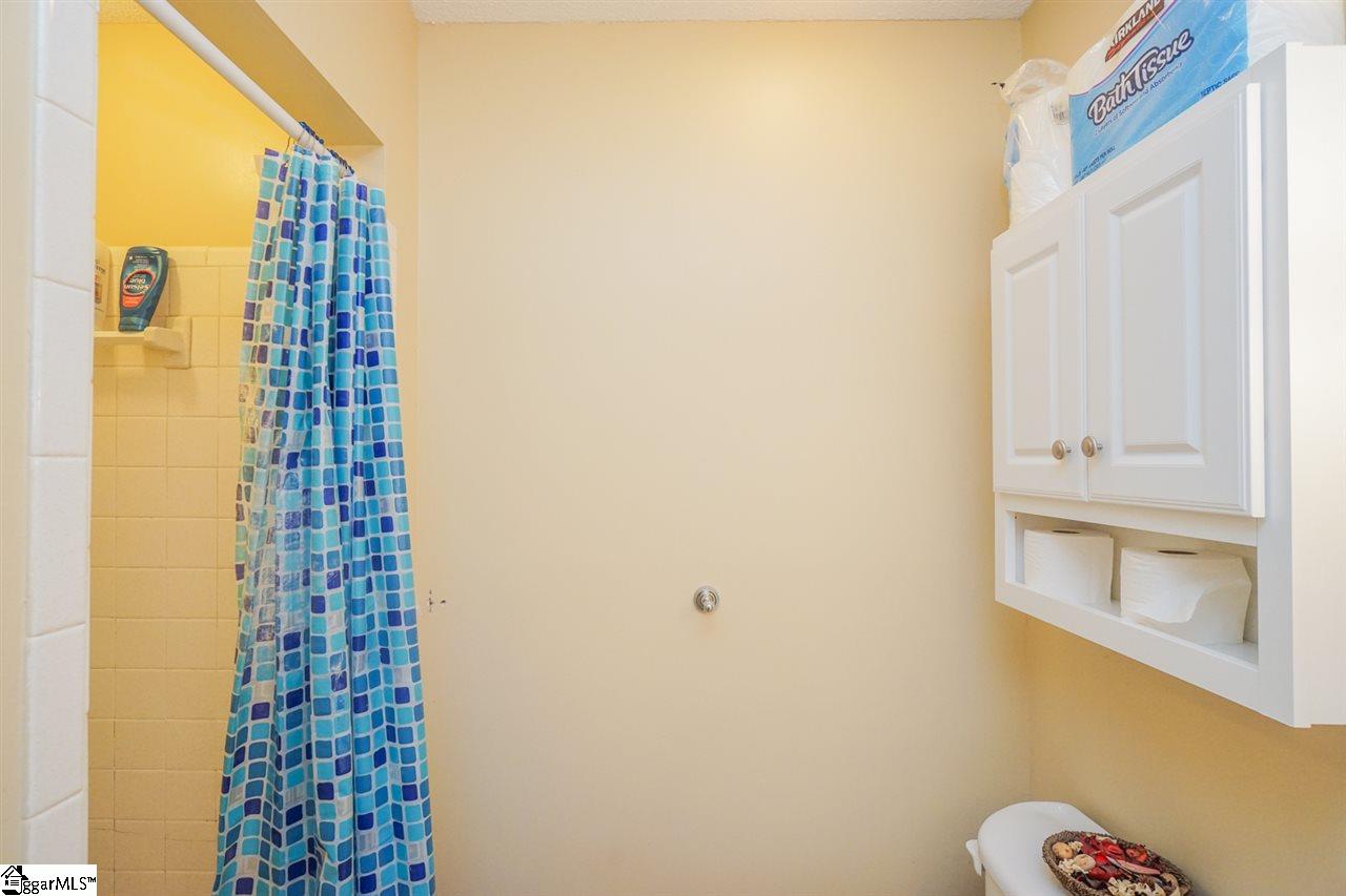305 Hudson Farm Road Greer, SC 29650 - Photo 17 of 27 Gallery Image 17