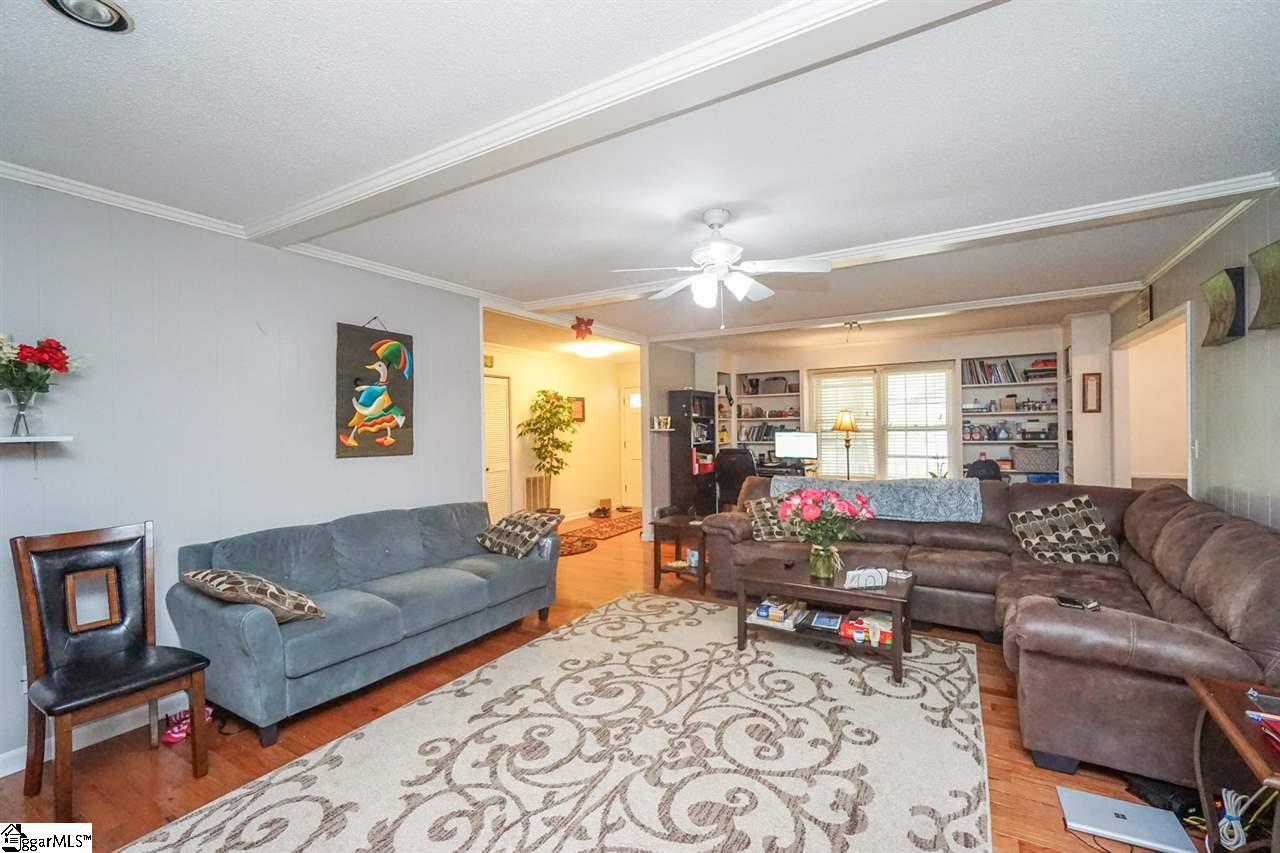 305 Hudson Farm Road Greer, SC 29650 - Photo 7 of 27 Gallery Image 7