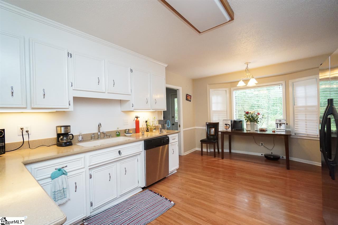305 Hudson Farm Road Greer, SC 29650 - Photo 10 of 27 Gallery Image 10