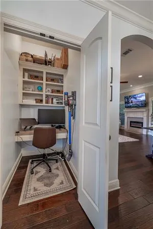 $369,900 | 100 Iberia Lane, Pineville, LA 71360