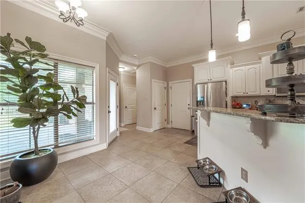$369,900 | 100 Iberia Lane, Pineville, LA 71360