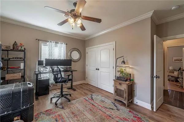 $369,900 | 100 Iberia Lane, Pineville, LA 71360