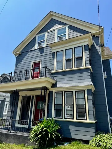 $2,200 | 374 Hope Street, Unit 3, Providence, RI 02906