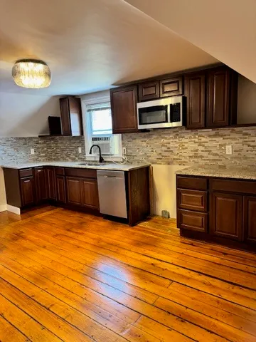 $2,200 | 374 Hope Street, Unit 3, Providence, RI 02906