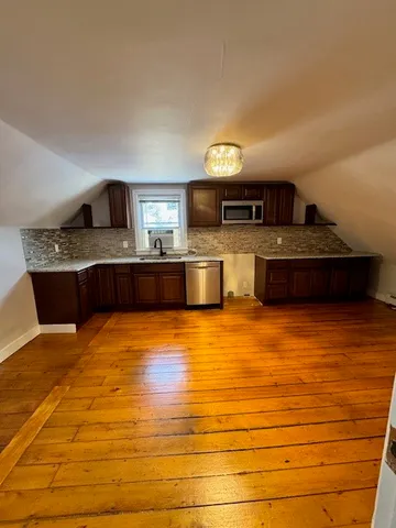 $2,200 | 374 Hope Street, Unit 3, Providence, RI 02906