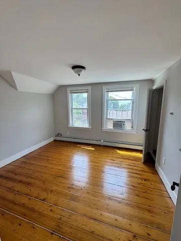 $2,200 | 374 Hope Street, Unit 3, Providence, RI 02906