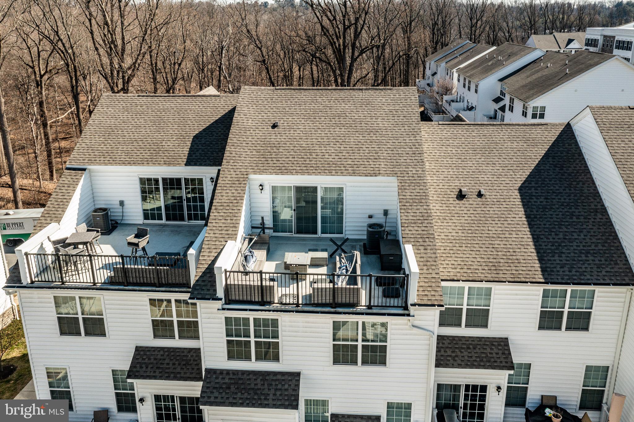 309 Murray Lane Springfield, PA 19064 - Photo 43 of 47 a aerial view of a residential apartment building with a yard