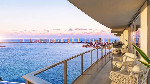 $6,900 | 220 Lake Shore Drive, Unit 1113, West Palm Beach, FL 33403