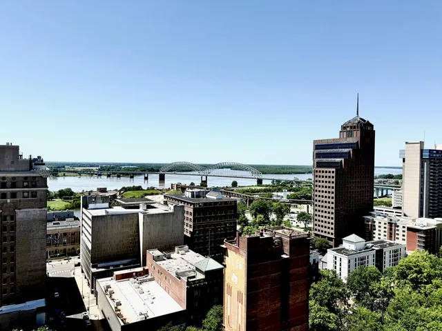 $255,000 | 127 Madison Avenue, Unit 602, Memphis, TN 38103