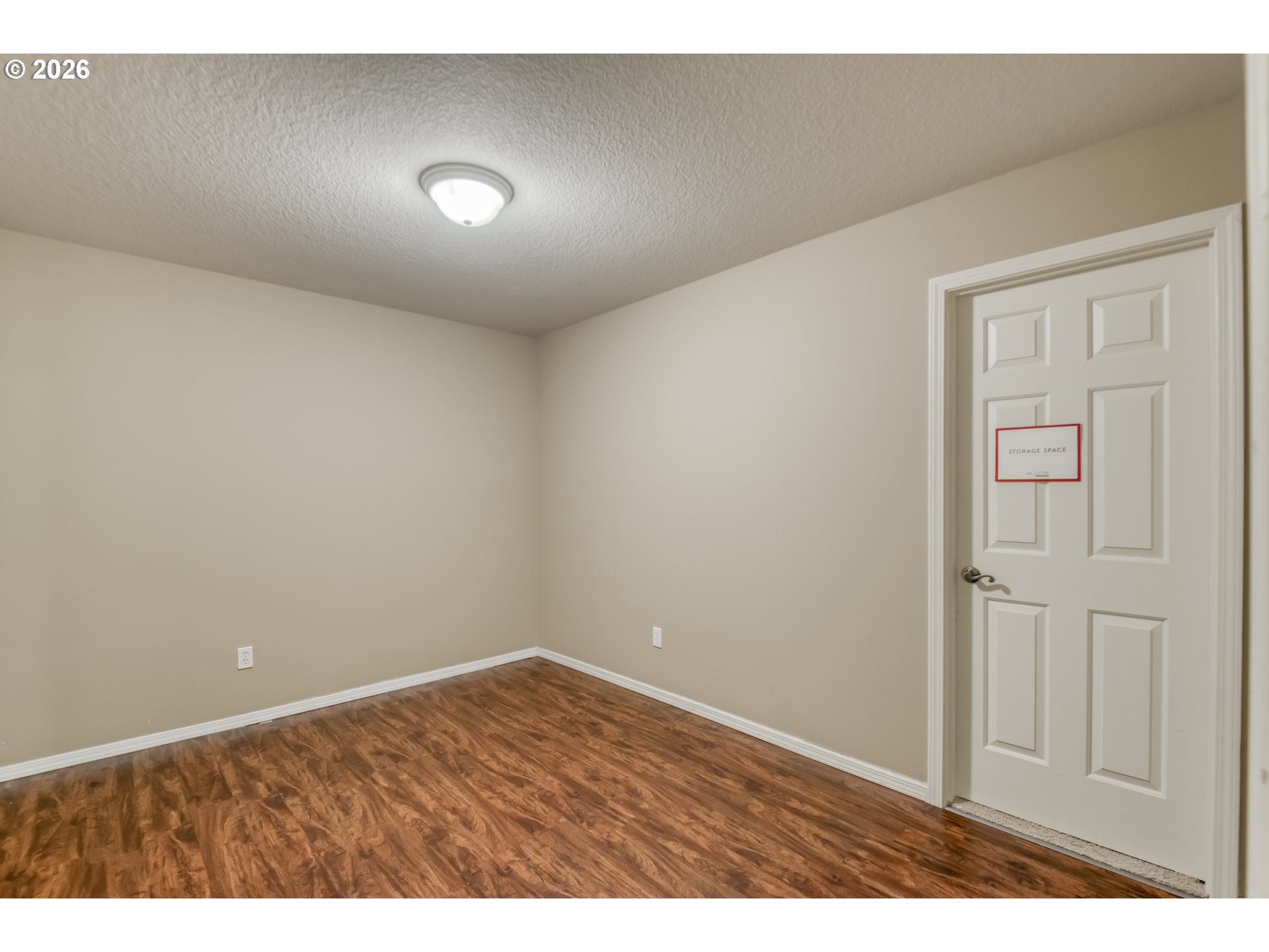 9583 Northwest Randall Lane Portland, OR 97229 - Photo 26 of 41 a view of an empty room