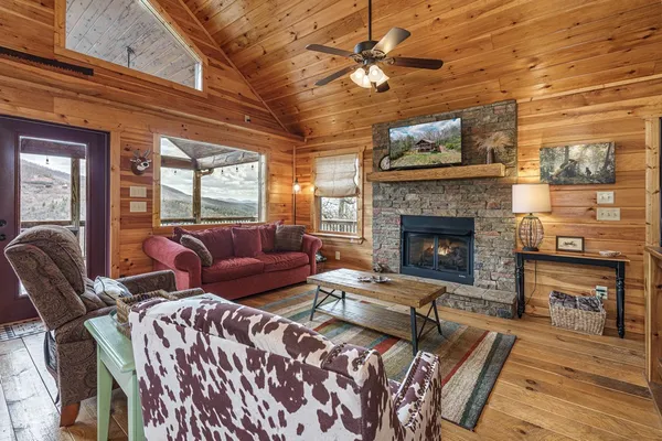 $399,000 | 60 Silver Fox Circle, Murphy, NC 28906