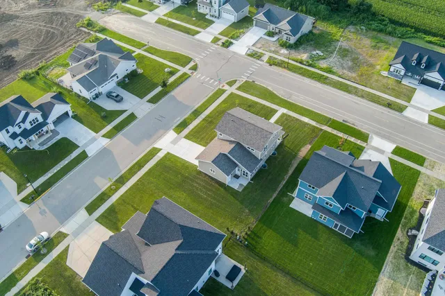 $520,000 | 1295 Stonehaven Drive, Sun Prairie, WI 53590