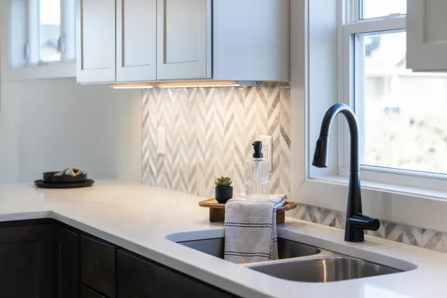 $520,000 | 1295 Stonehaven Drive, Sun Prairie, WI 53590