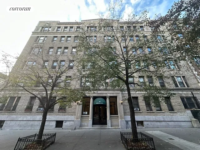 $450,000 | 302 Convent Avenue, Unit 62 | Hamilton Heights