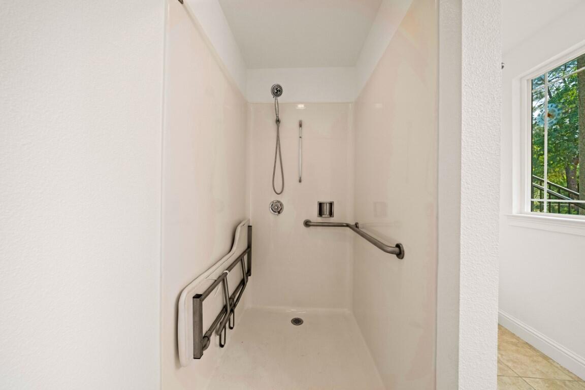 8418 Placer Road Redding, CA 96001 - Photo 13 of 47