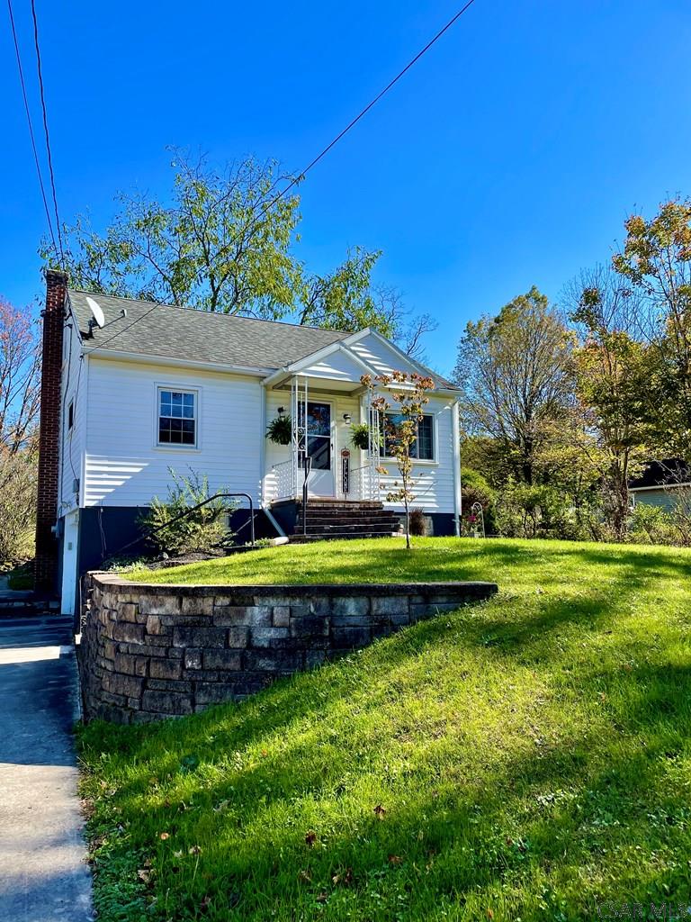 448 Highland Park Road Johnstown, PA 15904 - Photo 2 of 26