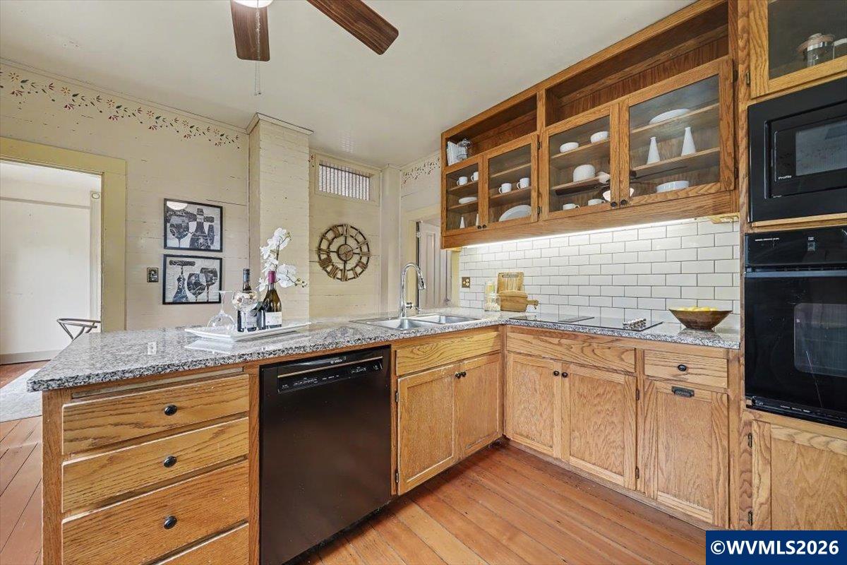 404 Southwest 6th Street Corvallis, OR 97333 - Photo 15 of 49