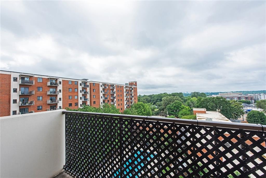 300 Johnson Ferry Road, Unit B808 Atlanta, GA 30328 - Photo 31 of 41 a view of city from a balcony