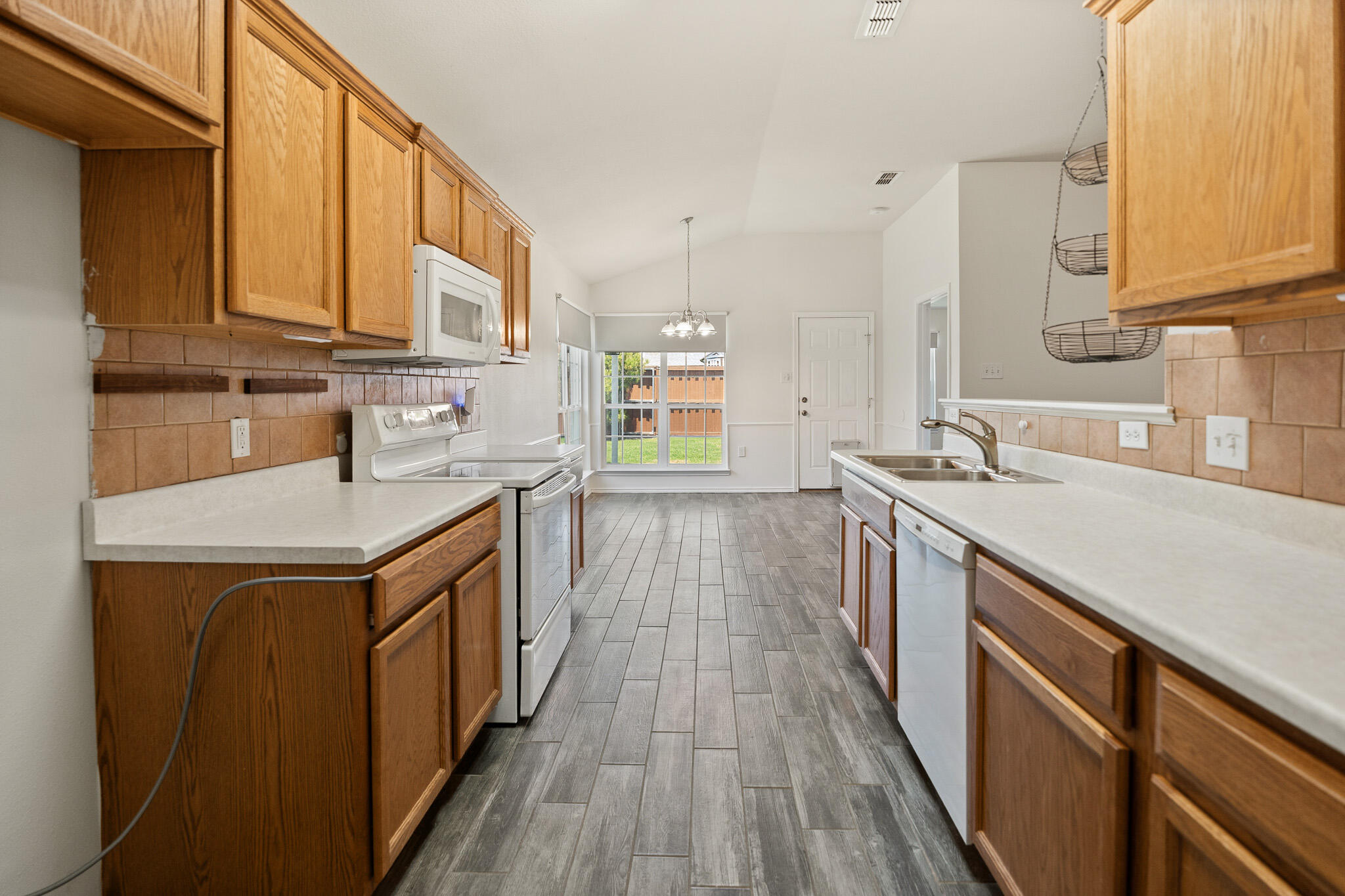 6502 89th Street Lubbock, TX 79424 - Photo 20 of 26 DSC00575