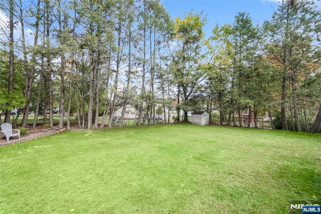 50 Carlson Court Closter, NJ 07624 - Photo 11 of 16