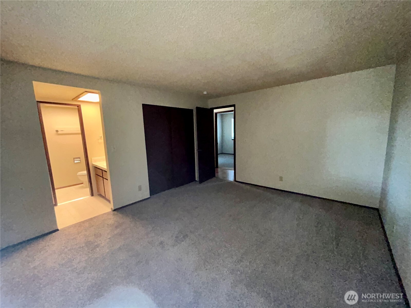 202 Vashon Avenue Southeast Renton, WA 98059 - Photo 18 of 31 Gallery Image 18