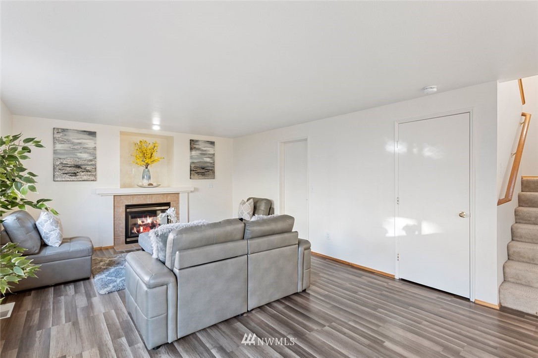 466 Ilwaco Avenue Northeast Renton, WA 98059 - Photo 14 of 25