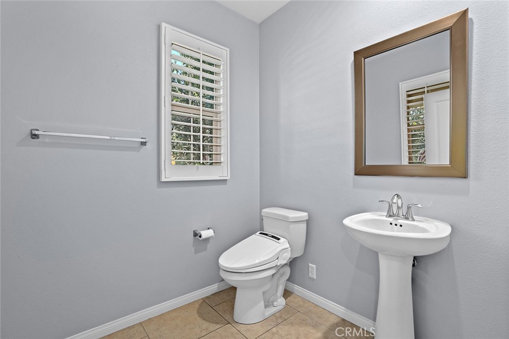 59 Keepsake Irvine, CA 92618 - Photo 23 of 34