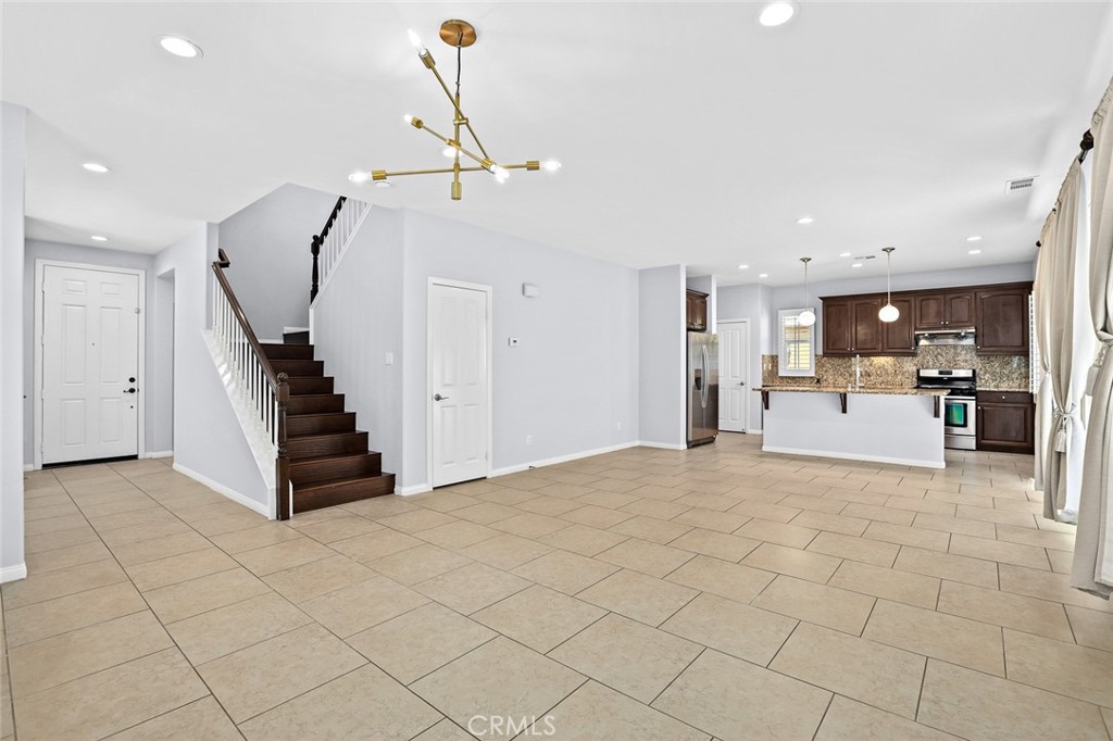 59 Keepsake Irvine, CA 92618 - Photo 7 of 34