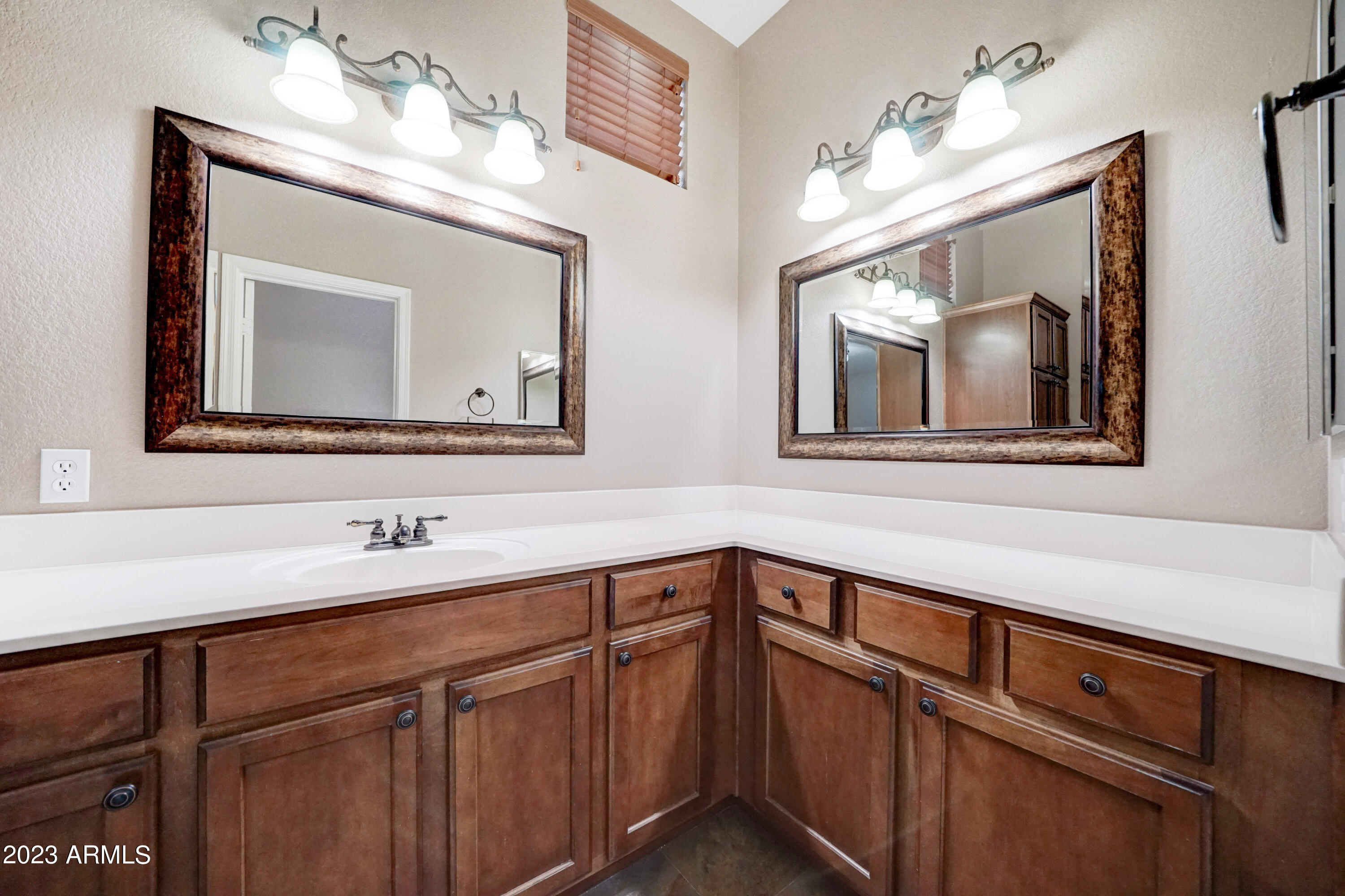 2150 West Alameda Road, Unit 1058 Phoenix, AZ 85085 - Photo 16 of 30 2150 W Alameda Rd Unit 1058-16