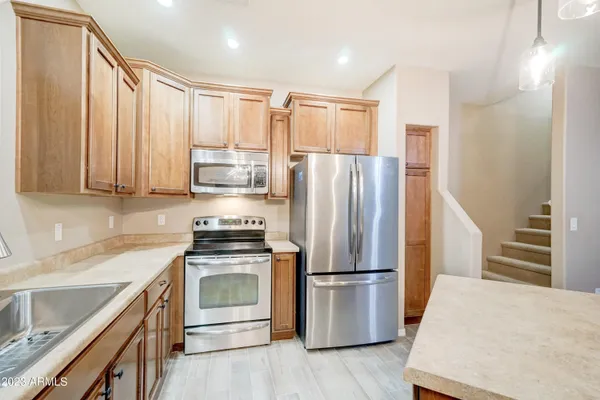 $2,200 | 2150 West Alameda Road, Unit 1058, Phoenix, AZ 85085