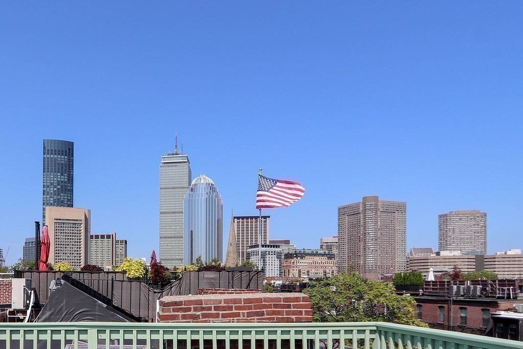 9 Concord Square, Unit 4 Boston, MA 02118 - Photo 19 of 26