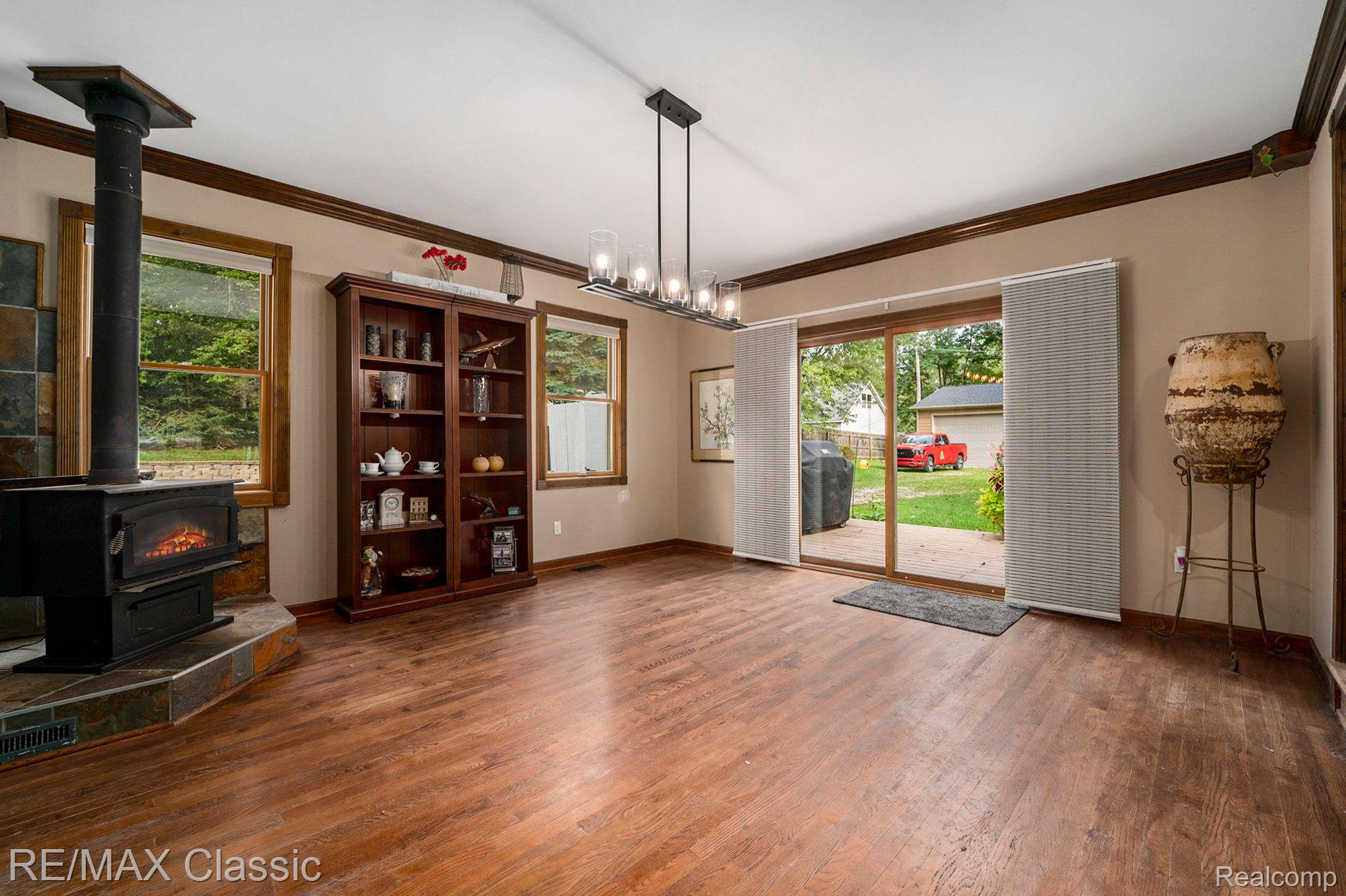 3249 Cordley Lake Road Pinckney, MI 48169 - Photo 14 of 29 Gallery Image 14