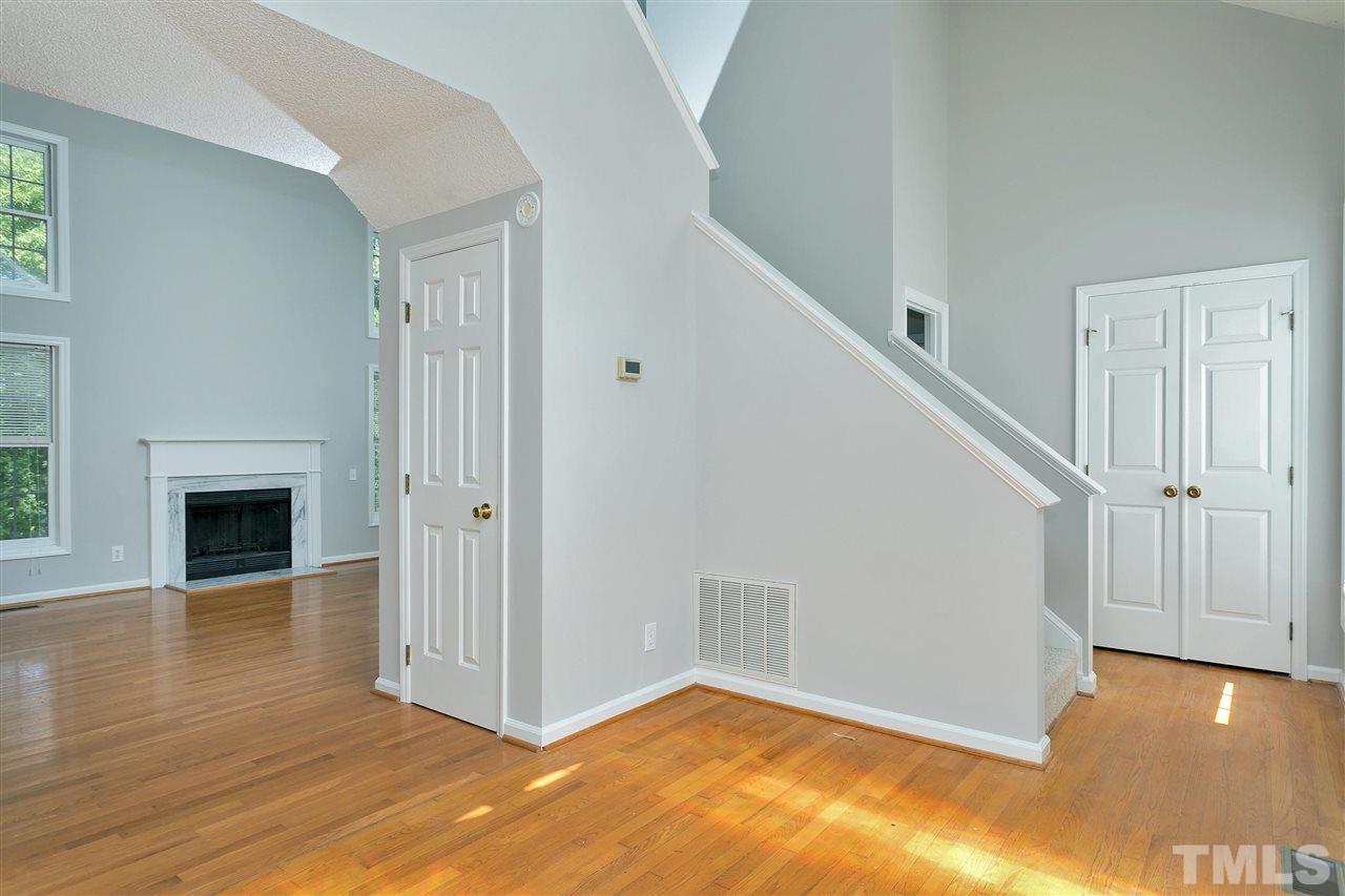 617 Thistlegate Trail Raleigh, NC 27610 - Photo 3 of 25 Gallery Image 3