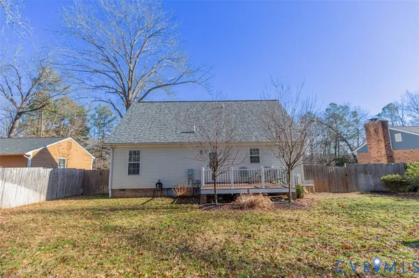 $385,000 | 351 Lake Caroline Drive, Ruther Glen, VA 22546