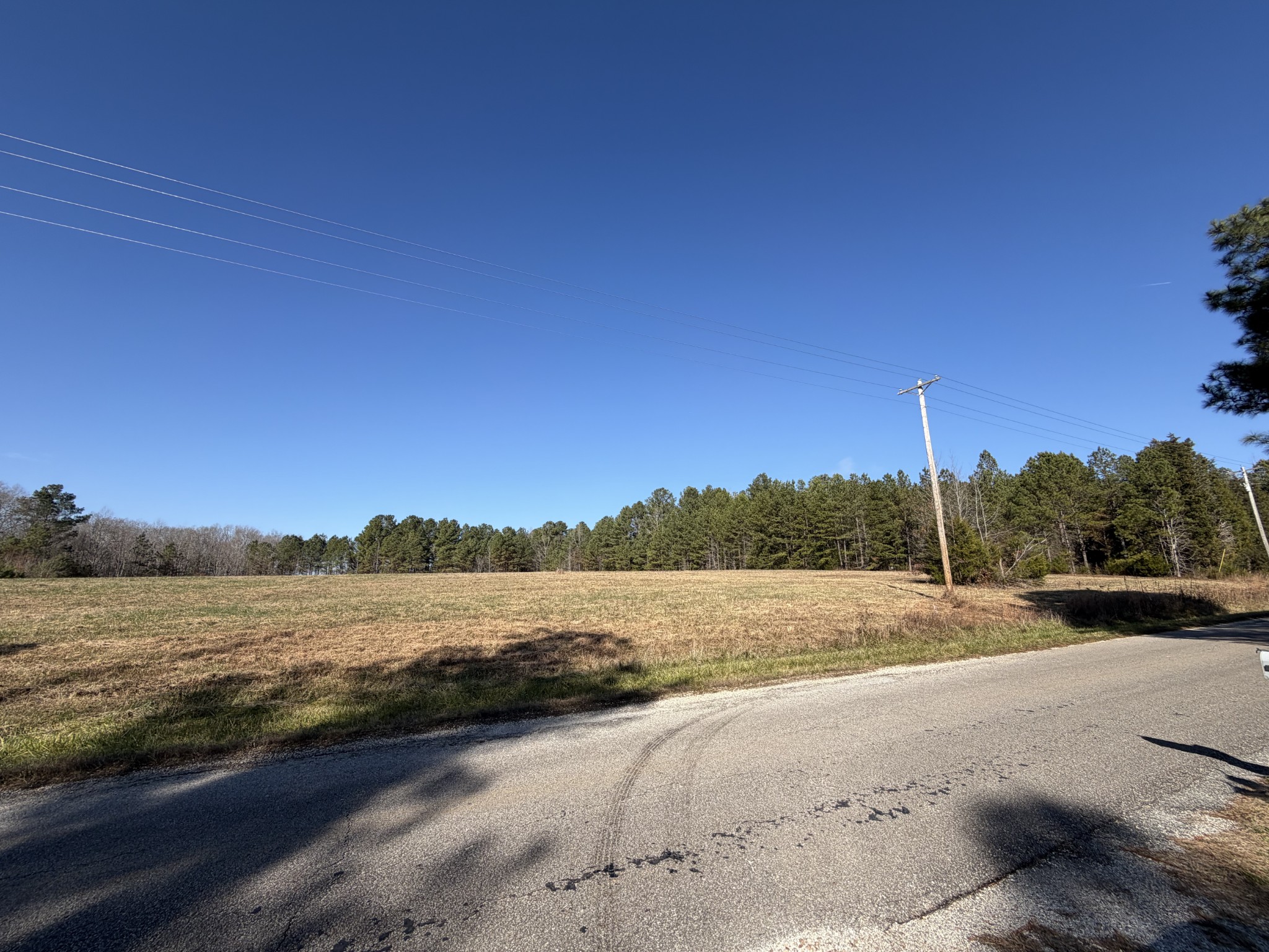 199 Coxburg Road North Holladay, TN 38341 - Photo 3 of 3 a view of an ocean beach