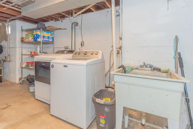 $265,000 | 316 Riverside Drive, Manchester, MI 48158