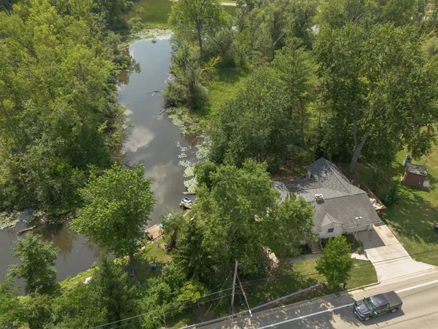 $265,000 | 316 Riverside Drive, Manchester, MI 48158