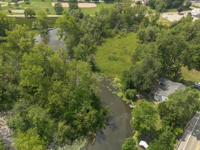 $265,000 | 316 Riverside Drive, Manchester, MI 48158