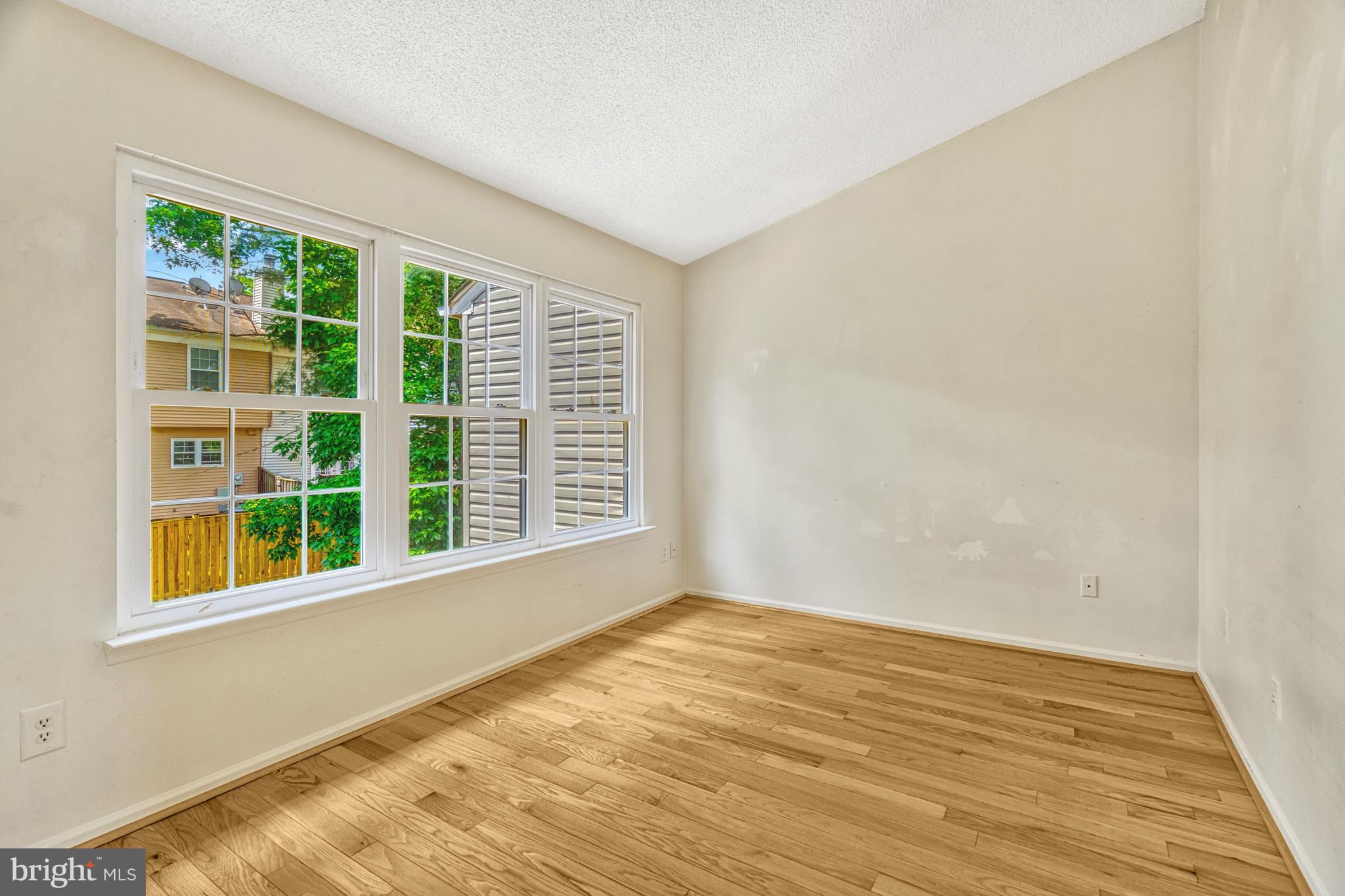 14785 Basingstoke Loop Centreville, VA 20120 - Photo 19 of 24 bedroom 2