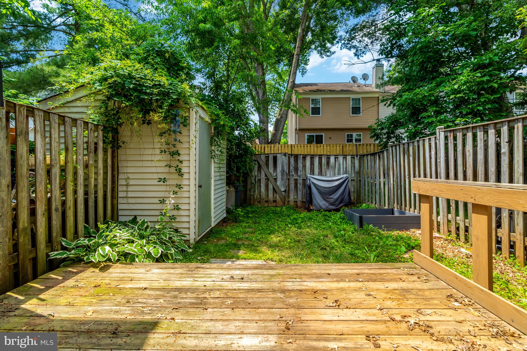 14785 Basingstoke Loop Centreville, VA 20120 - Photo 21 of 24 deck