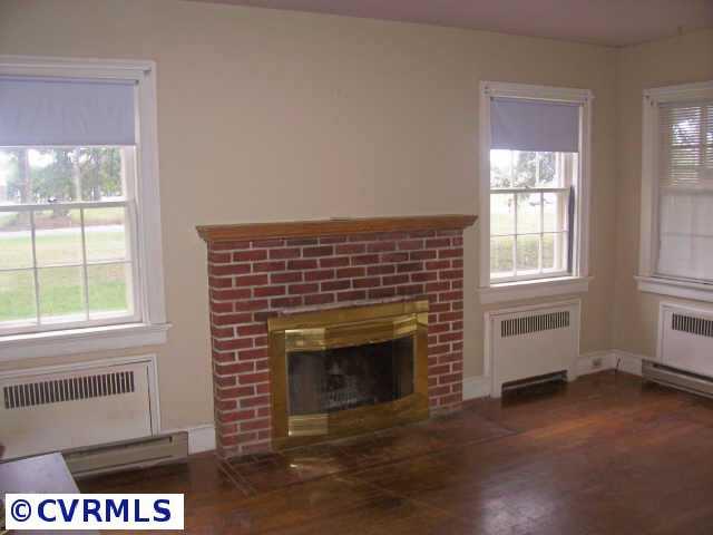 11179 Hanover Courthouse Road Hanover, VA 23069 - Photo 3 of 9 Other - Built in shelves & a bay window in Dining Room provide all the charm you need for your large family gatherings.