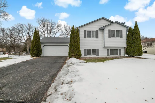 $398,900 | 748 Kirche Hill Drive, Carver, MN 55315
