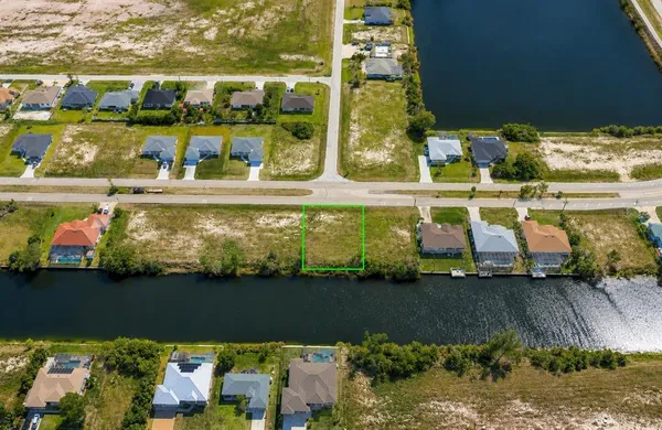$359,000 | 2941 Diplomat Parkway West, Cape Coral, FL 33993